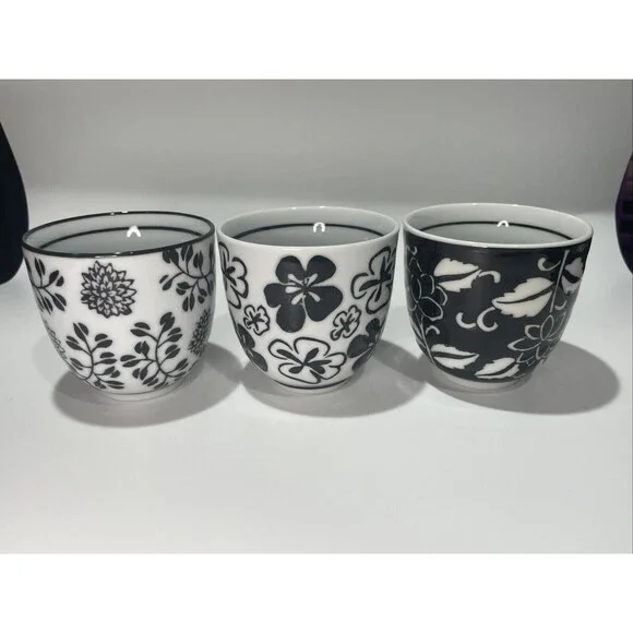 Lot of 3 Pier 1 Imports 4 oz Akina Sake Tea Cups Black White Floral Design 2.5” - Picture 5 of 7